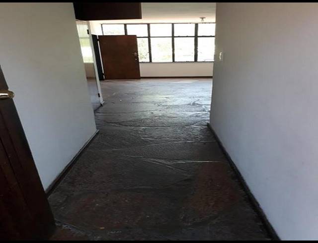 3 BEDROOM APARTMENT FOR SALE IN SUNNYSIDE